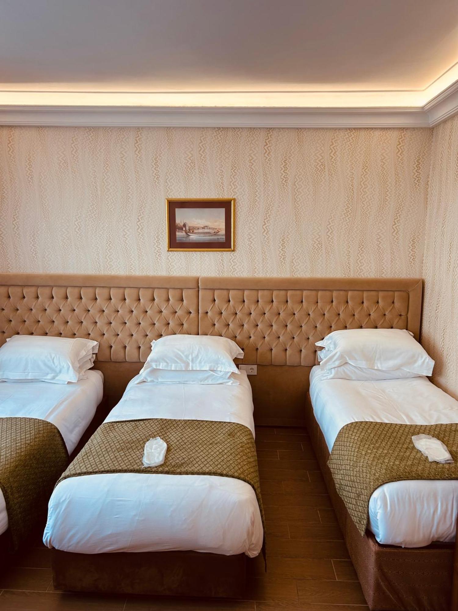 Lily Rooms Istanbul Exterior photo